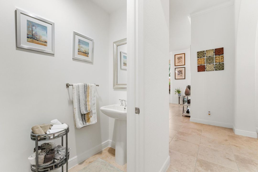 For Sale: $1,100,000 (5 beds, 4 baths, 4179 Square Feet)