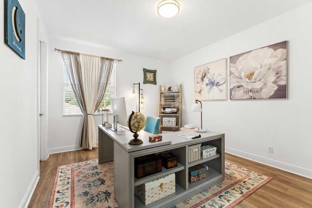 For Sale: $1,100,000 (5 beds, 4 baths, 4179 Square Feet)