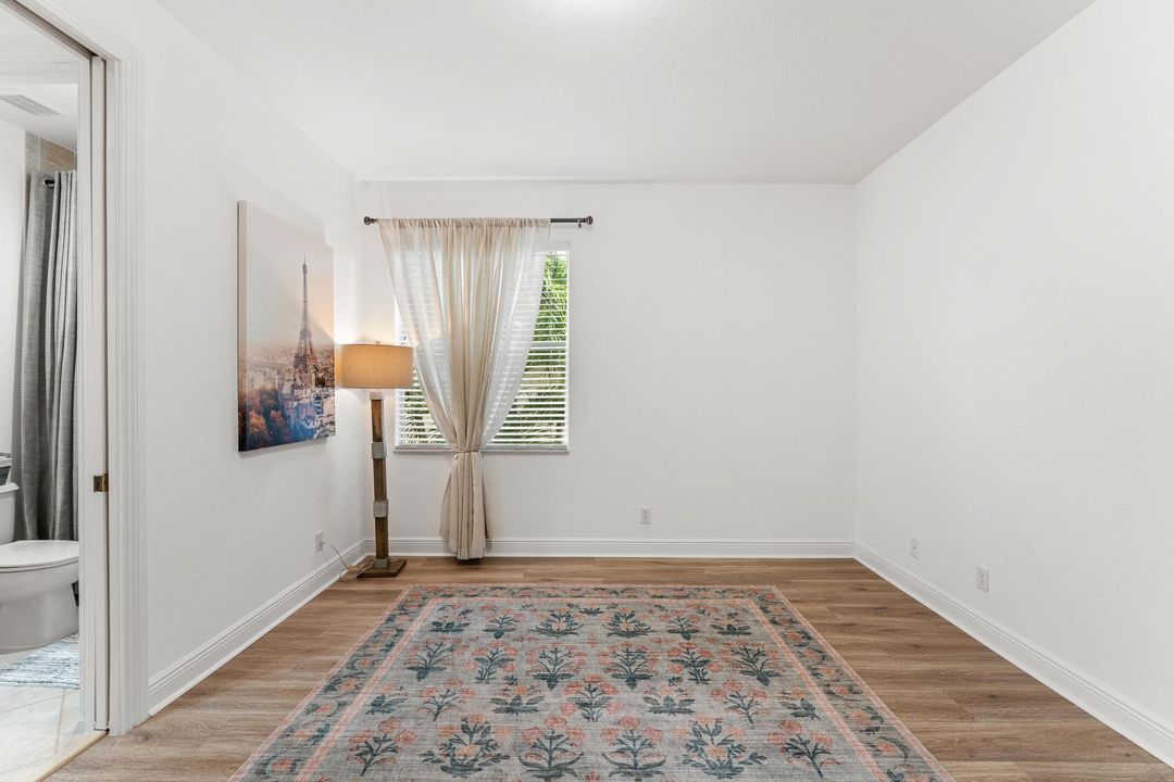 For Sale: $1,100,000 (5 beds, 4 baths, 4179 Square Feet)