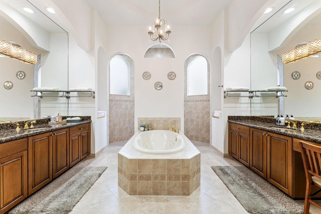 For Sale: $1,100,000 (5 beds, 4 baths, 4179 Square Feet)