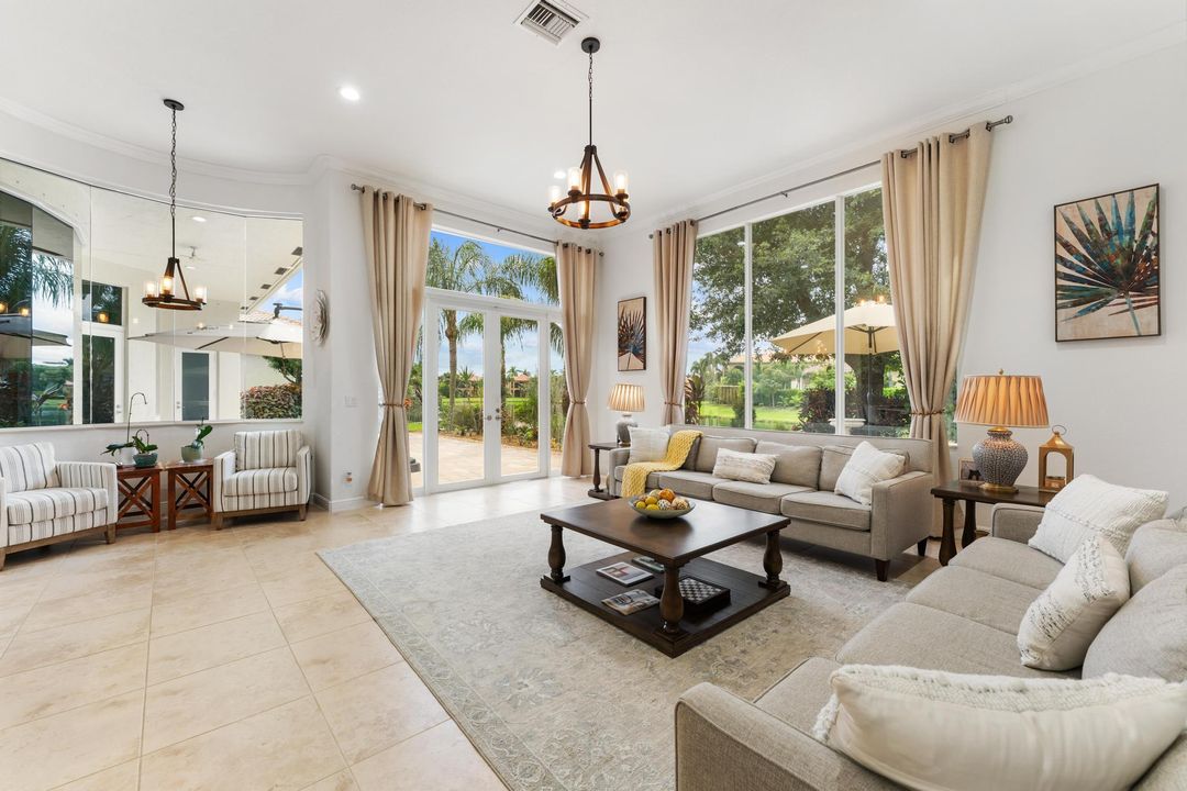 For Sale: $1,100,000 (5 beds, 4 baths, 4179 Square Feet)