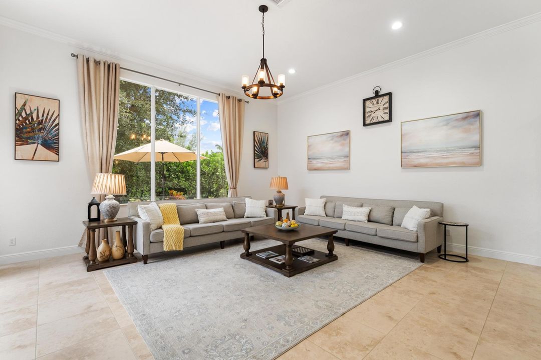 For Sale: $1,100,000 (5 beds, 4 baths, 4179 Square Feet)