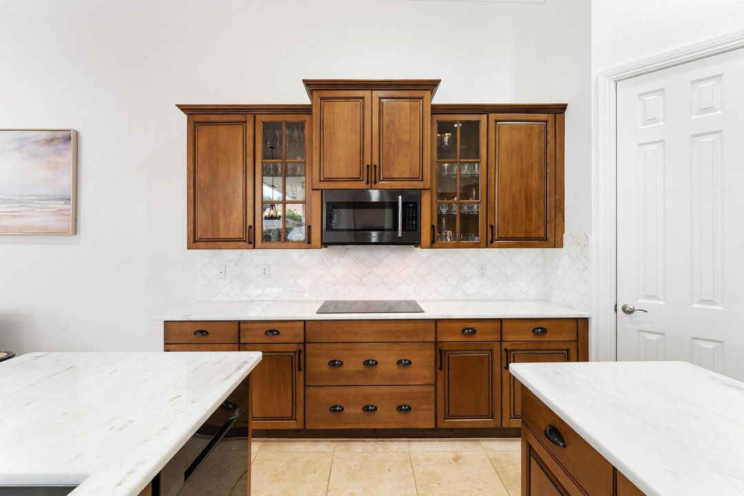 For Sale: $1,100,000 (5 beds, 4 baths, 4179 Square Feet)