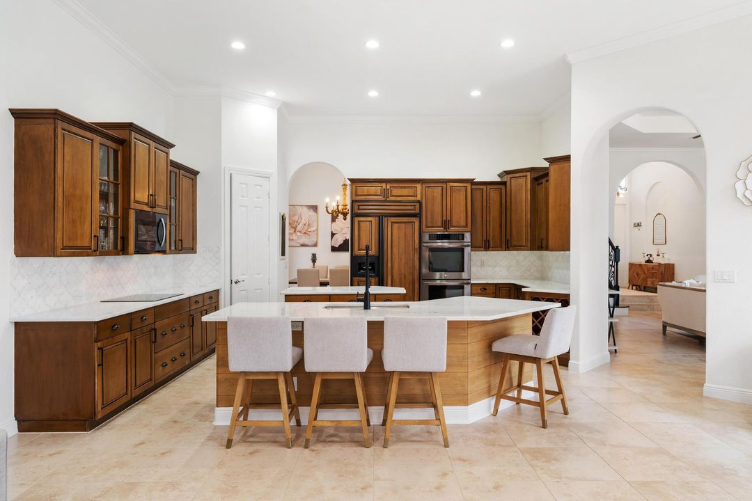 For Sale: $1,100,000 (5 beds, 4 baths, 4179 Square Feet)