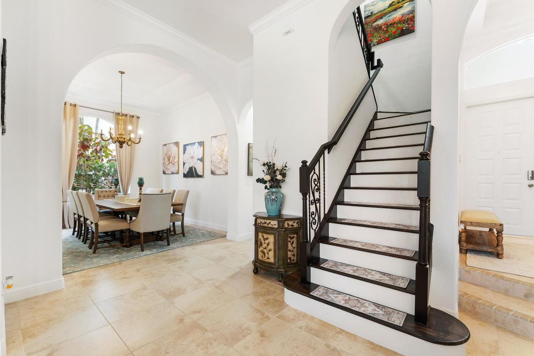 For Sale: $1,100,000 (5 beds, 4 baths, 4179 Square Feet)