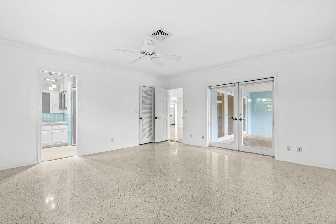 Active With Contract: $1,199,000 (2 beds, 2 baths, 1913 Square Feet)