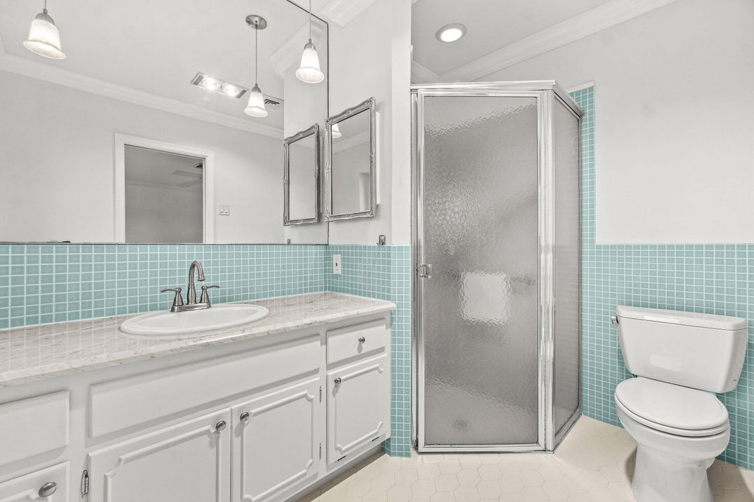 Active With Contract: $1,199,000 (2 beds, 2 baths, 1913 Square Feet)