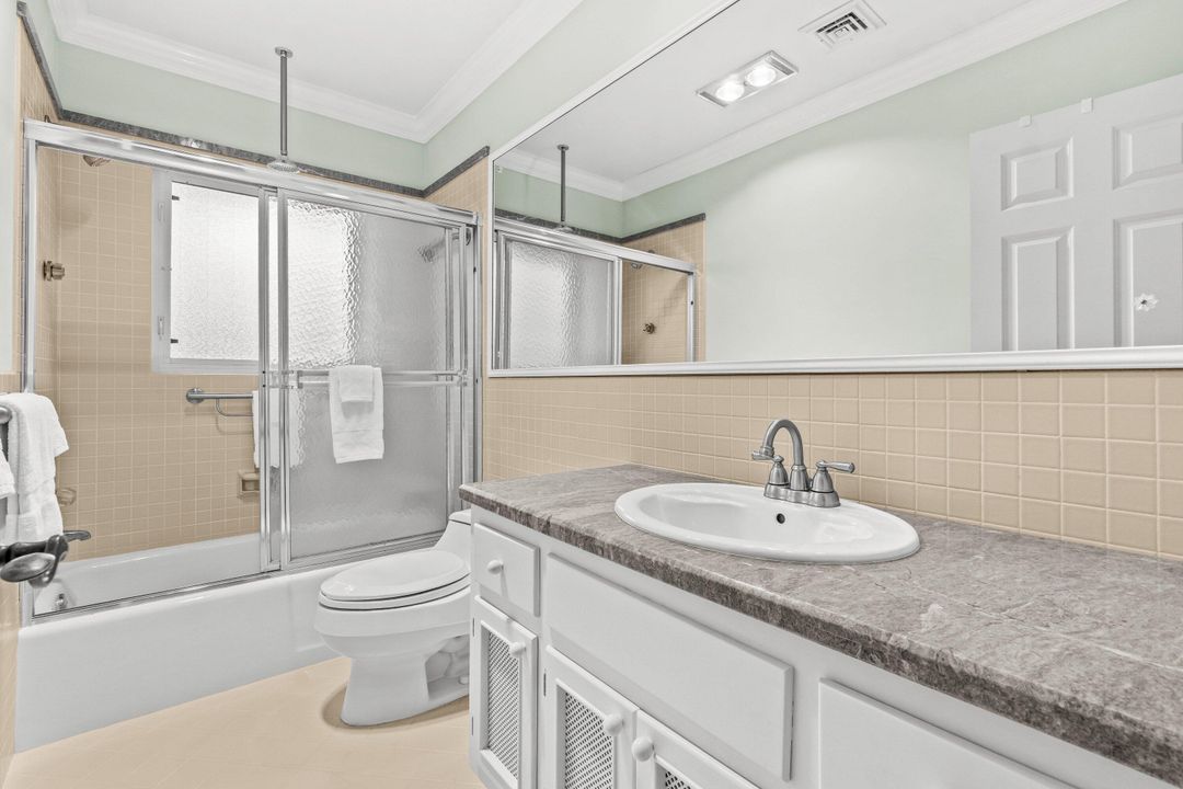 Active With Contract: $1,199,000 (2 beds, 2 baths, 1913 Square Feet)