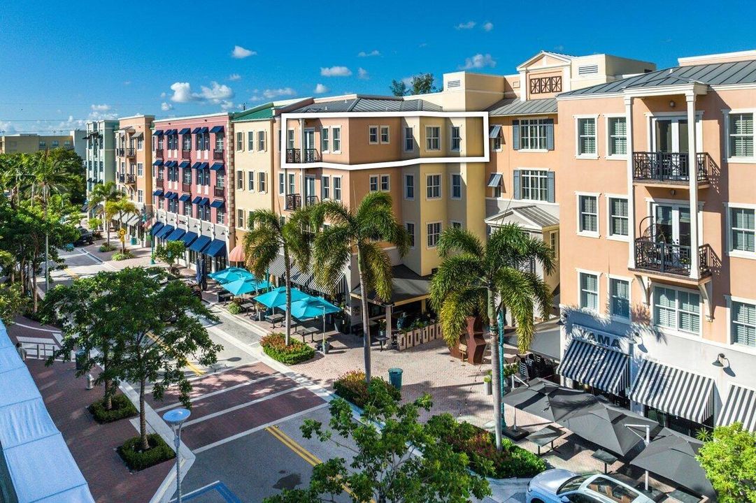 Active With Contract: $1,599,900 (2 beds, 2 baths, 2153 Square Feet)