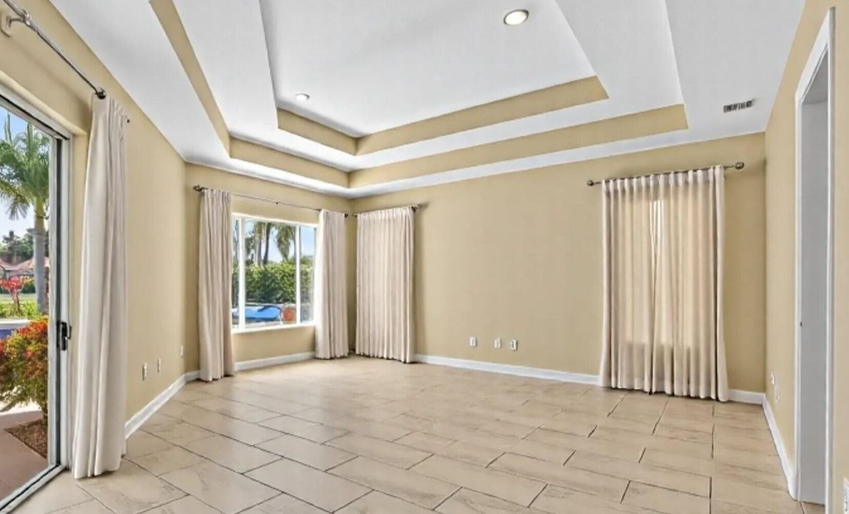 For Sale: $1,750,000 (4 beds, 4 baths, 3797 Square Feet)