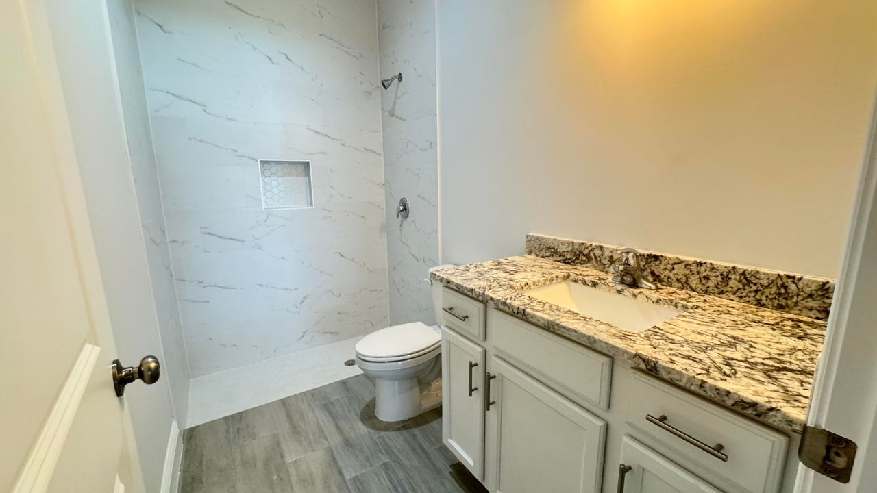 Active With Contract: $299,000 (3 beds, 2 baths, 1314 Square Feet)