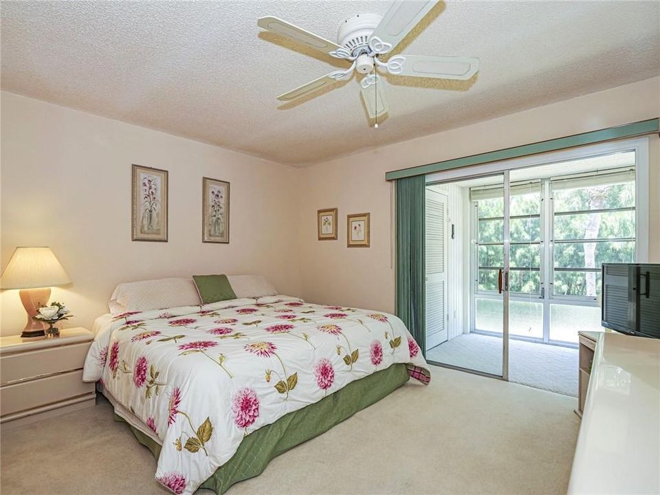 For Rent: $1,500 (2 beds, 2 baths, 1251 Square Feet)