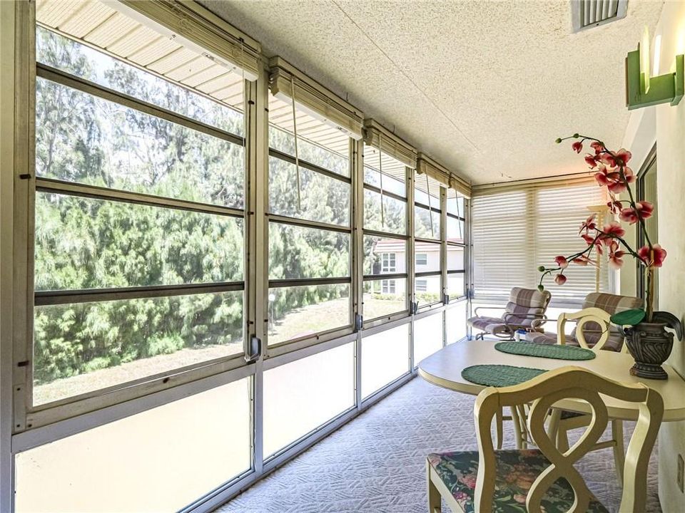 For Rent: $1,500 (2 beds, 2 baths, 1251 Square Feet)