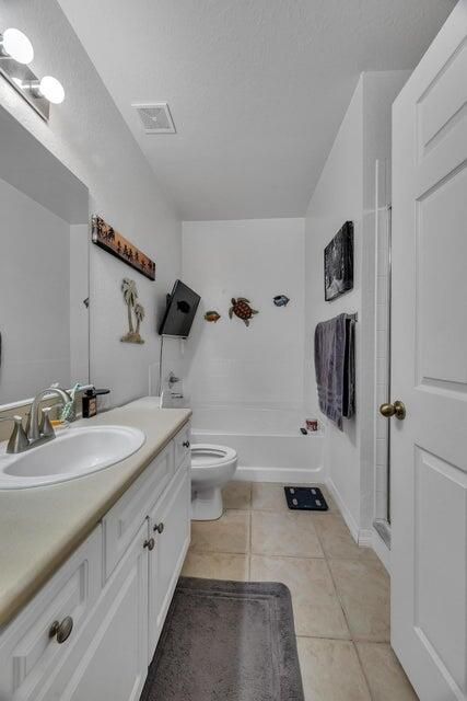 For Rent: $1,950 (2 beds, 2 baths, 1144 Square Feet)