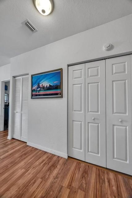 For Rent: $1,950 (2 beds, 2 baths, 1144 Square Feet)