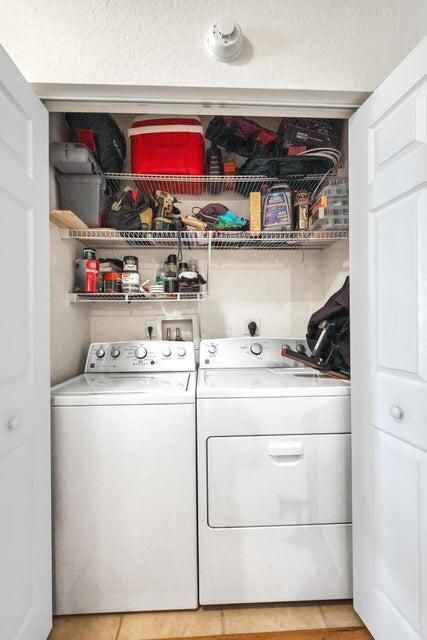 For Rent: $1,950 (2 beds, 2 baths, 1144 Square Feet)