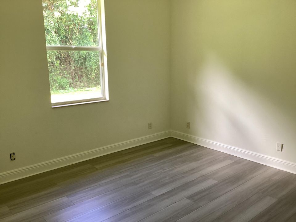 En Renta: $4,900 (3 camas, 2 baños, 2757 Pies cuadrados)