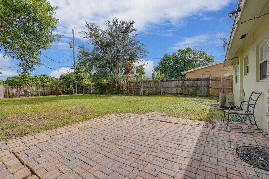 Activo con contrato: $379,000 (2 camas, 1 baños, 894 Pies cuadrados)