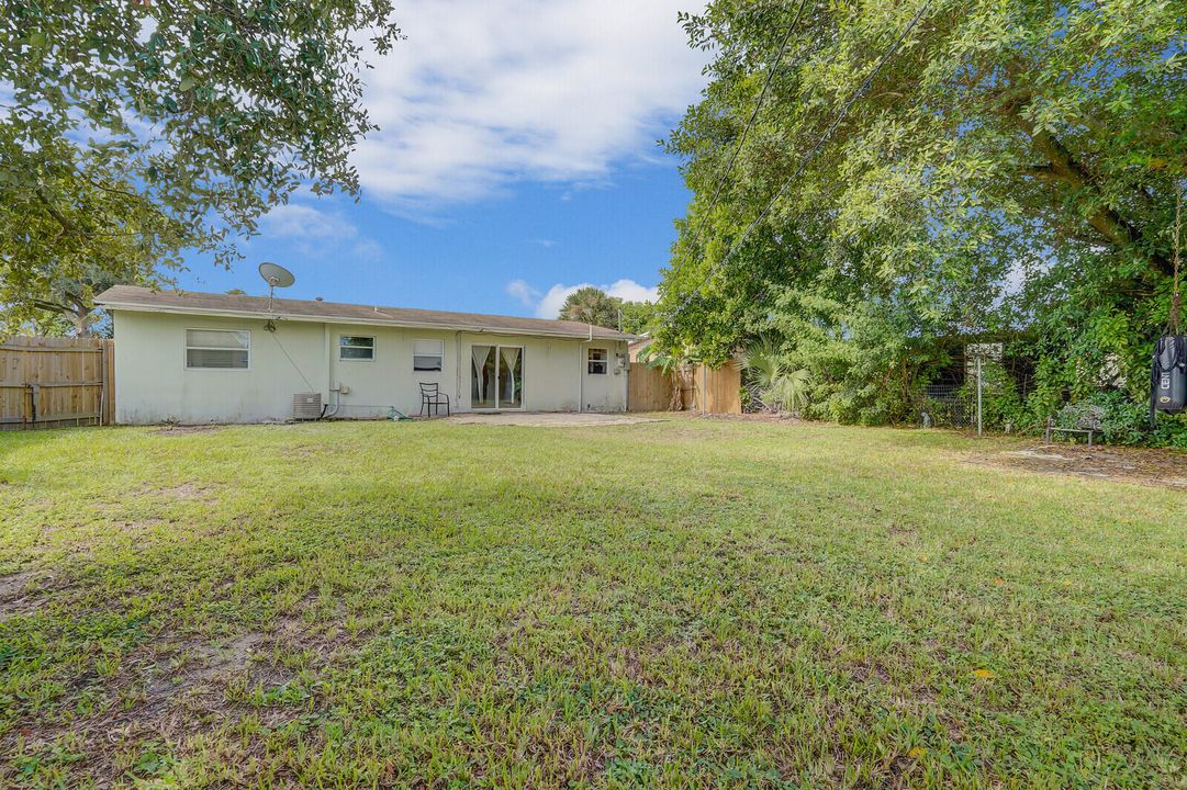 Activo con contrato: $379,000 (2 camas, 1 baños, 894 Pies cuadrados)