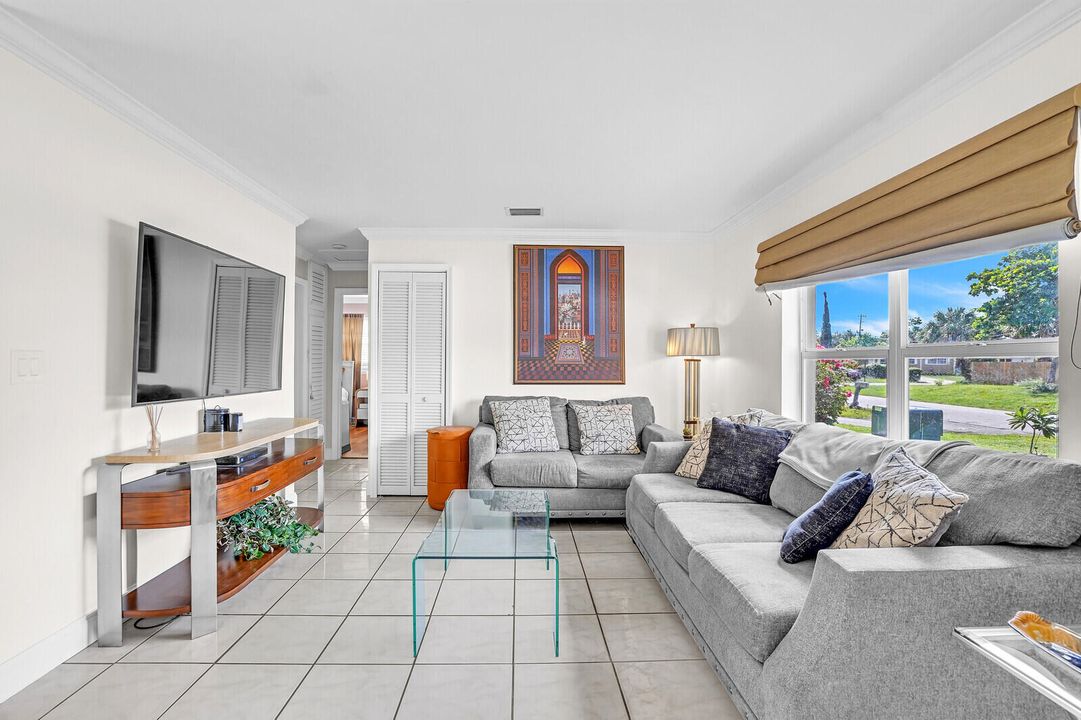 Activo con contrato: $379,000 (2 camas, 1 baños, 894 Pies cuadrados)