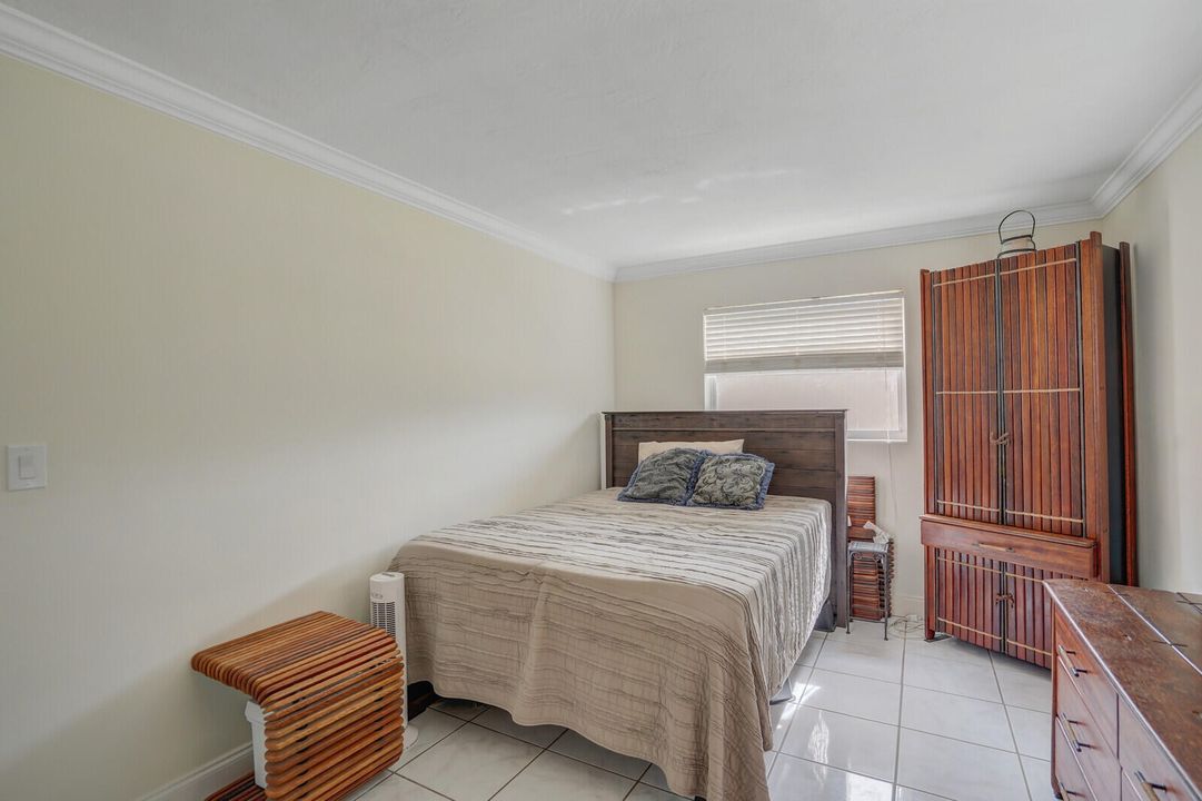 Activo con contrato: $379,000 (2 camas, 1 baños, 894 Pies cuadrados)