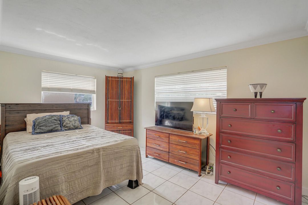 Activo con contrato: $379,000 (2 camas, 1 baños, 894 Pies cuadrados)