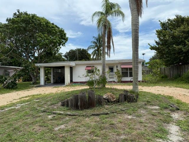 Recently Rented: $2,000 (2 beds, 1 baths, 780 Square Feet)