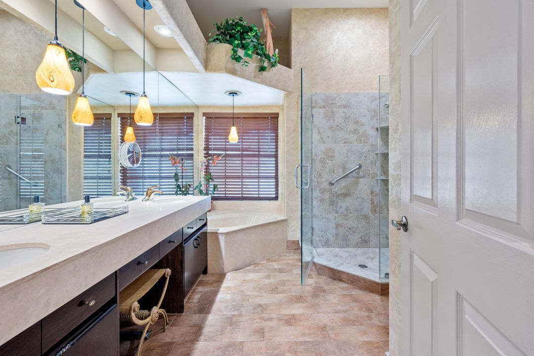 Active With Contract: $799,000 (3 beds, 2 baths, 2101 Square Feet)