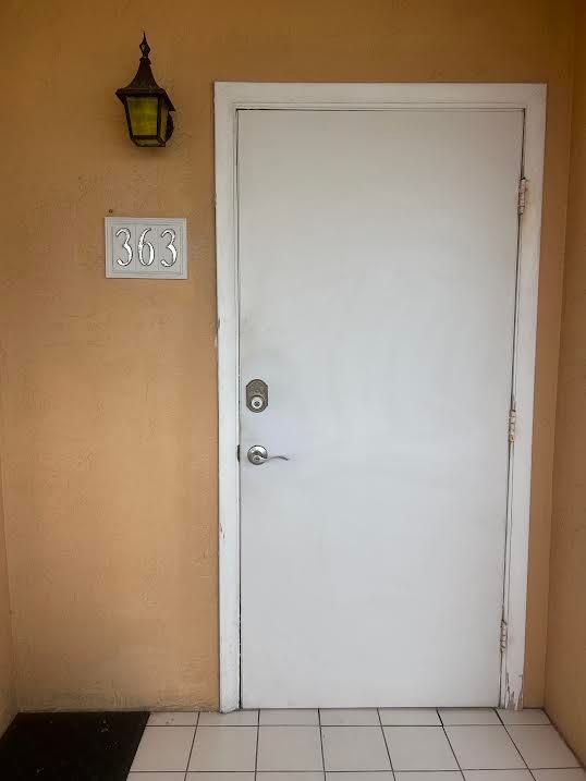 Vendido Recientemente: $215,000 (2 camas, 2 baños, 984 Pies cuadrados)