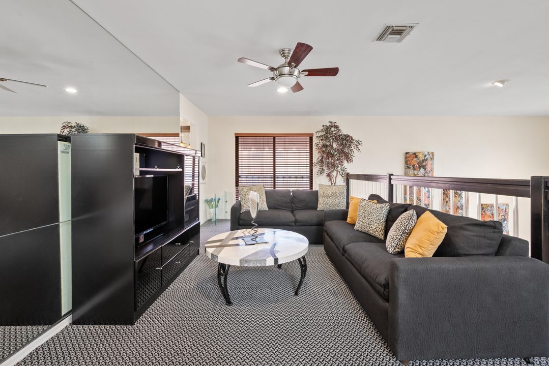 Active With Contract: $799,000 (3 beds, 2 baths, 2101 Square Feet)