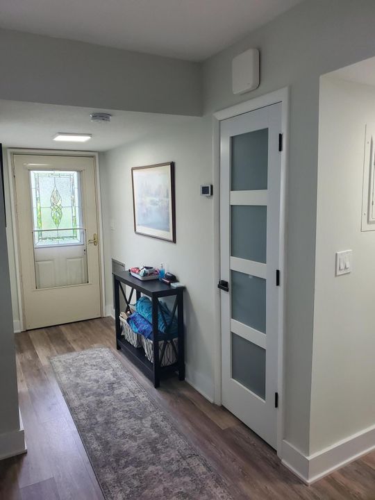 待售: $304,999 (2 贝兹, 2 浴室, 1072 平方英尺)