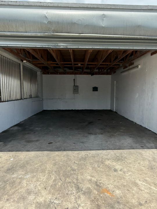 Active With Contract: $4,250,000 (0 beds, 0 baths, 5849 Square Feet)