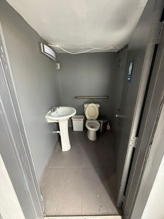 Active With Contract: $4,250,000 (0 beds, 0 baths, 5849 Square Feet)