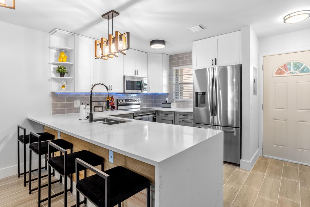 Recently Rented: $1,800 (2 beds, 2 baths, 1088 Square Feet)