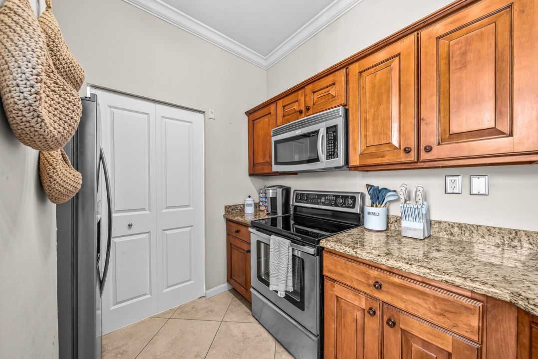 На продажу: $530,000 (3 спален, 2 ванн, 1627 Квадратных фут)