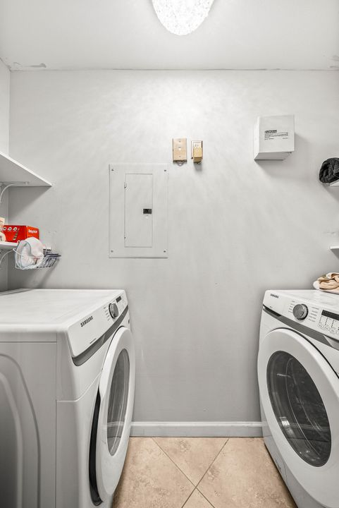 На продажу: $530,000 (3 спален, 2 ванн, 1627 Квадратных фут)