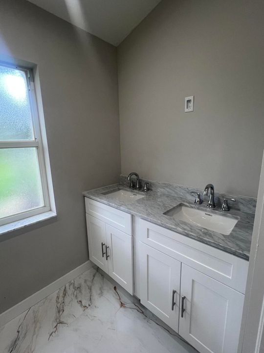 En Venta: $623,900 (3 camas, 2 baños, 1449 Pies cuadrados)