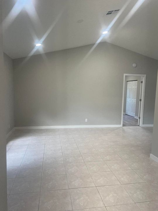 En Venta: $623,900 (3 camas, 2 baños, 1449 Pies cuadrados)