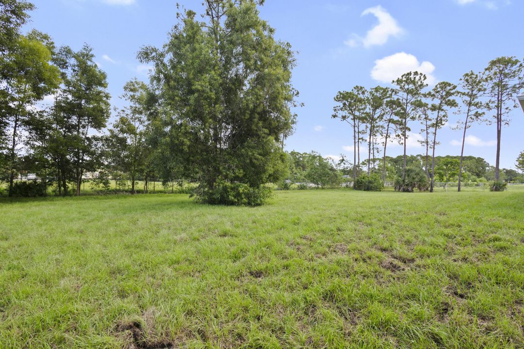 For Sale: $1,050,000 (4 beds, 3 baths, 3160 Square Feet)