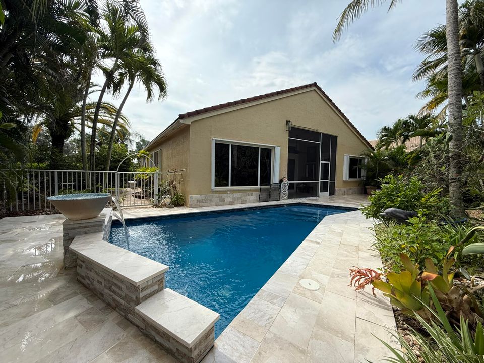 Active With Contract: $675,000 (3 beds, 2 baths, 2237 Square Feet)