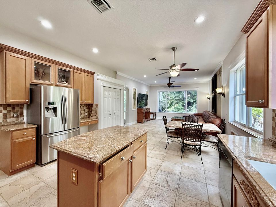 Active With Contract: $675,000 (3 beds, 2 baths, 2237 Square Feet)