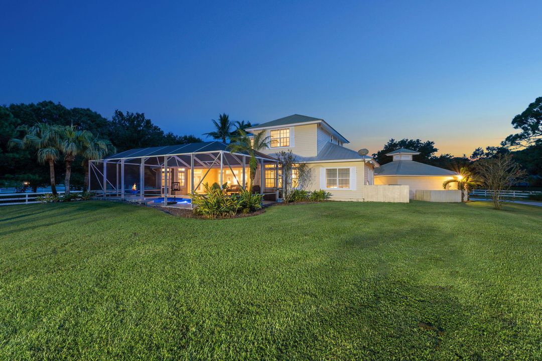 Activo con contrato: $1,465,000 (4 camas, 3 baños, 3325 Pies cuadrados)