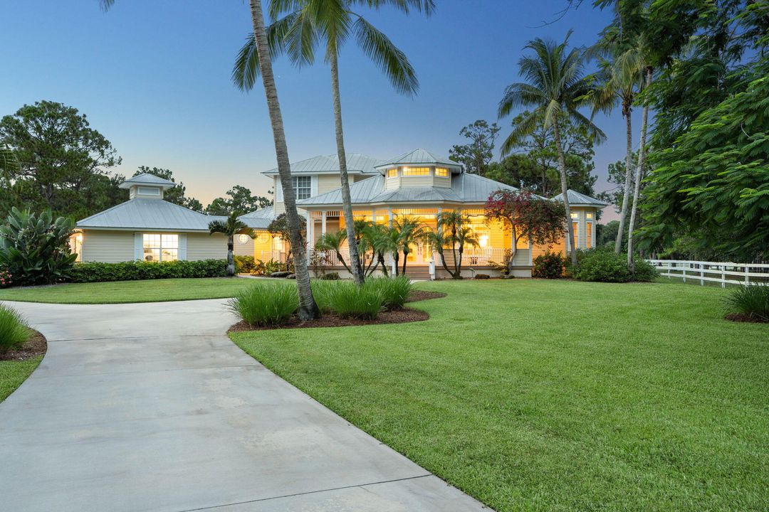 Activo con contrato: $1,465,000 (4 camas, 3 baños, 3325 Pies cuadrados)