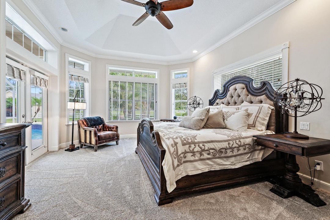 Activo con contrato: $1,465,000 (4 camas, 3 baños, 3325 Pies cuadrados)