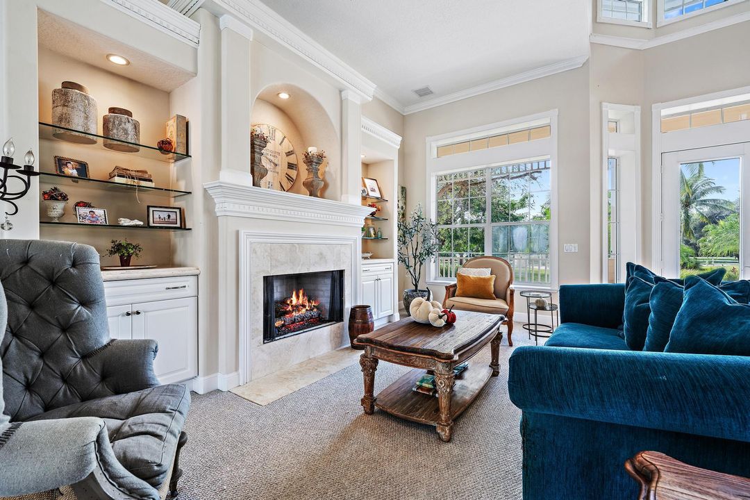 Activo con contrato: $1,465,000 (4 camas, 3 baños, 3325 Pies cuadrados)