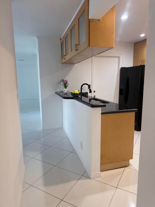 En Venta: $365,000 (3 camas, 2 baños, 1180 Pies cuadrados)