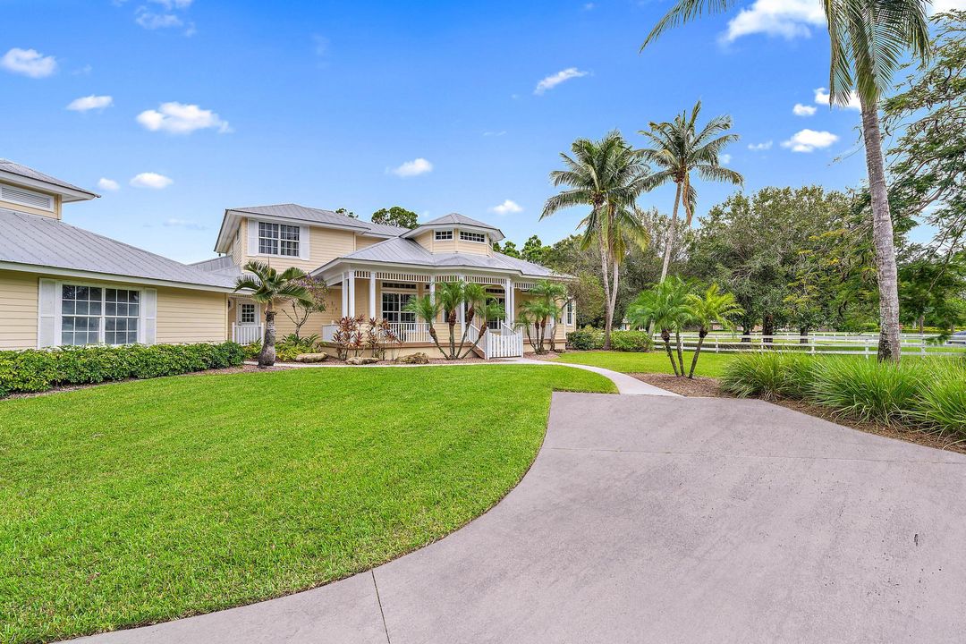 Activo con contrato: $1,465,000 (4 camas, 3 baños, 3325 Pies cuadrados)