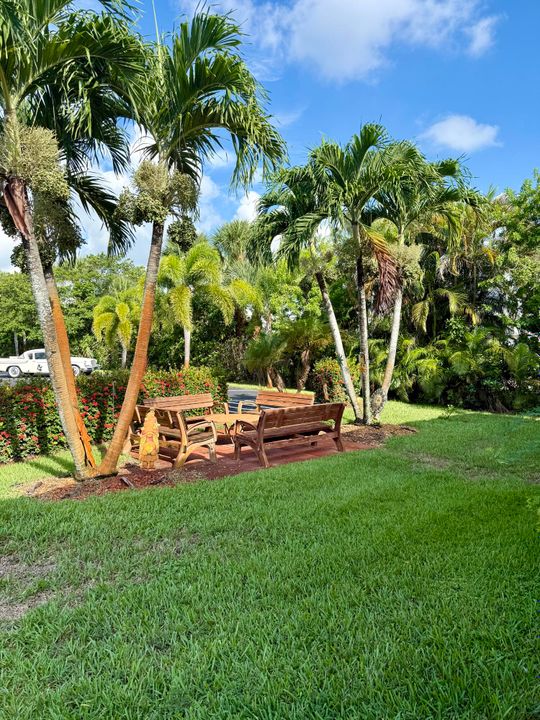 待售: $130,000 (2 贝兹, 2 浴室, 894 平方英尺)