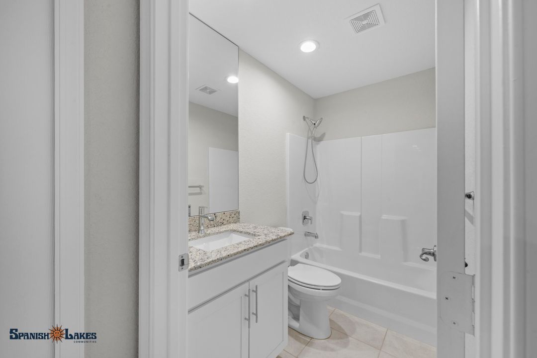 For Sale: $259,000 (2 beds, 2 baths, 1446 Square Feet)