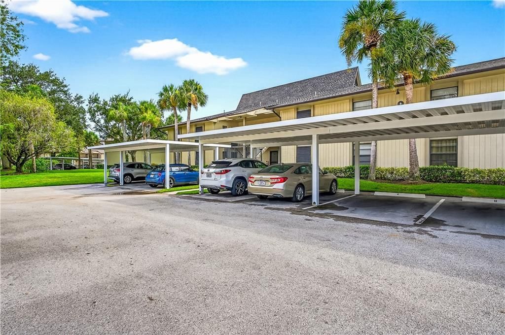 Active With Contract: $249,900 (2 beds, 2 baths, 1188 Square Feet)